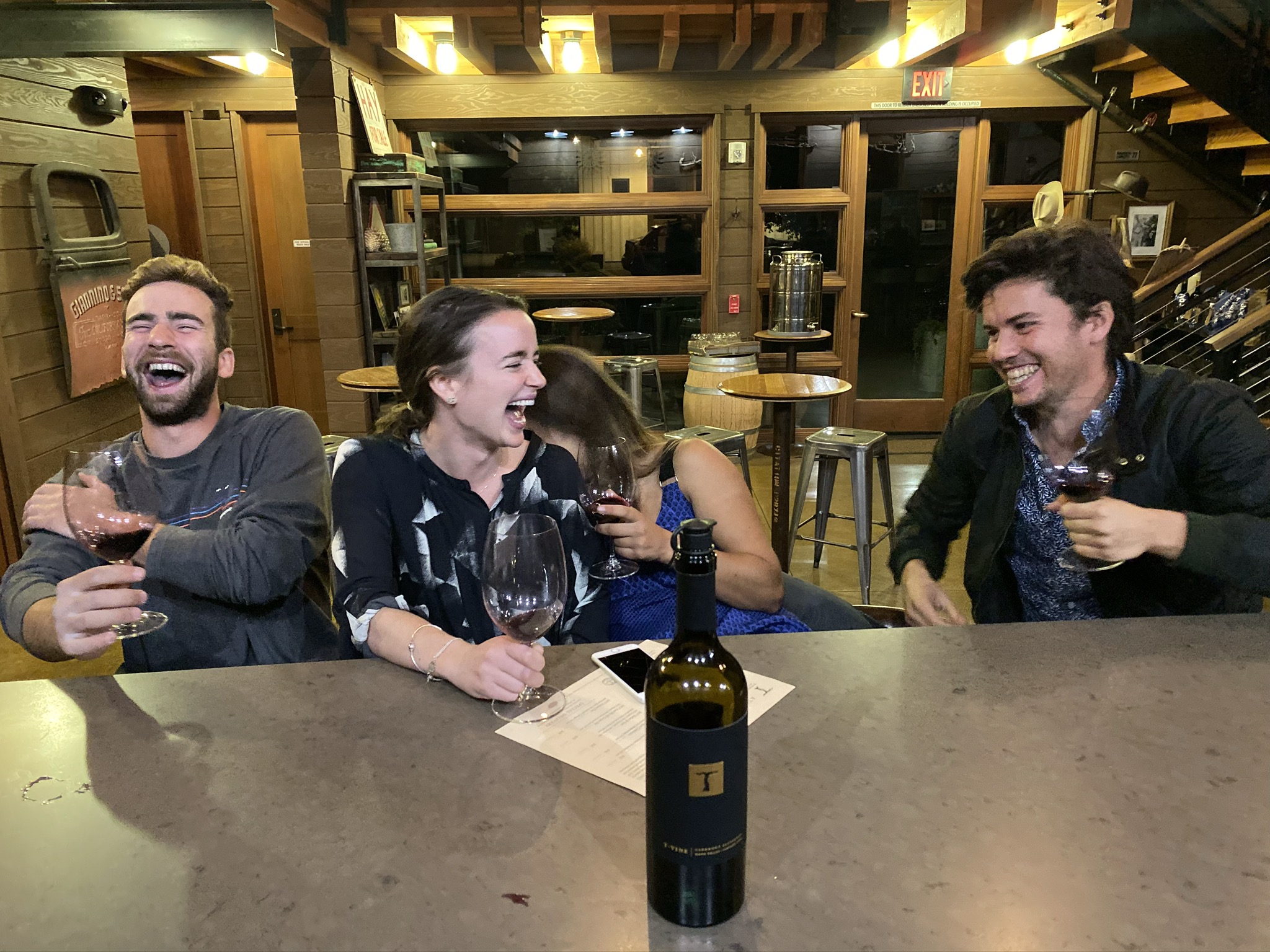 https://oellio01.github.io/long_one_pictures/wine_tasting.jpeg